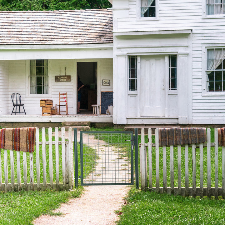 Porta para Vedação de Jardim de Aço com Maçaneta de Fechadura e 3 Chaves Porta de Vedação para Exterior Pátio Terraço 97x150cm Verde
