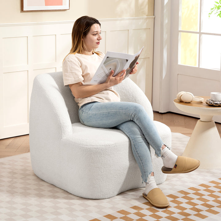Poltrona Moderna Estofada em Borreguito Poltrona de Leitura Curvo com Almofadado Grosso Não Requer Montagem Para Salão Quarto Sala de Estar Escritório 81x82x73,5 cm Creme