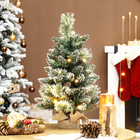 Árvore de Natal com 35 Luzes LED 60 cm Mini Árvore de Natal Artificial com 64 Ramos com Neve Pinha, Bagas e Base de Saco de Juta Decoração de Natal de Mesa para Casa Escritório Verde