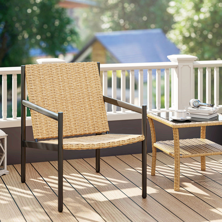 Cadeira de Jardim em Vime Individual Cadeira para Exterior Resistente às Intempéries com Apoios de Braços Encosto Inclinado e Estrutura de Aço Carga 120 kg para Pátio Varanda 61x74x81 cm Madeira