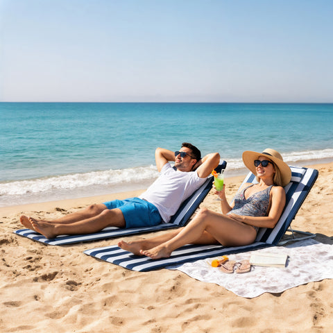 Conjunto de 2 Esteiras de Praia Dobráveis, Esteiras com Encosto Reclinável em 5 Níveis, Apoio de Cabeça e Bolsa de Transporte, 134x48x33-43 cm, Riscas Brancas e Azuis