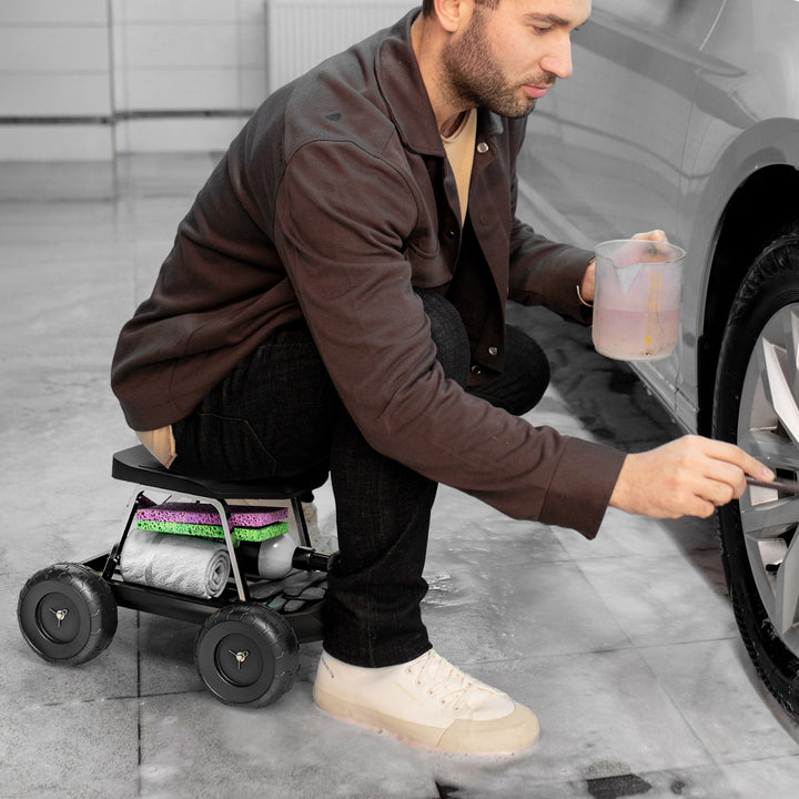 Assento de Jardim com Rodas Banco de Jardinagem com Bandeja de Ferramentas Carrinho de Trabalho Carga 130 kg para Pátio Exterior 50x49x32 cm Preto