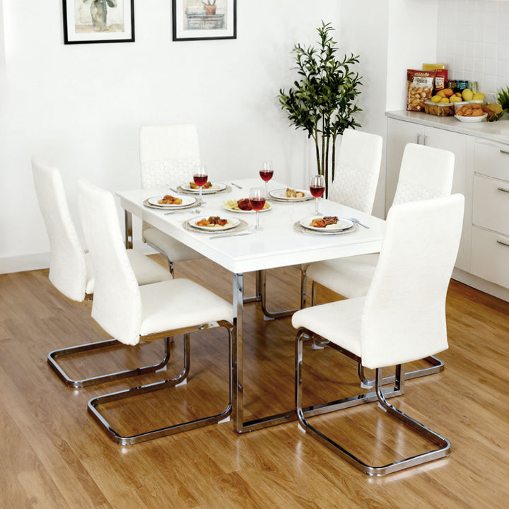 Conjunto de 4 Cadeiras de Sala de Jantar Estofadas em Veludo com Assento Acolchoado e Pés de Metal Cadeiras Cantilever Modernas 45x61x98 cm Creme