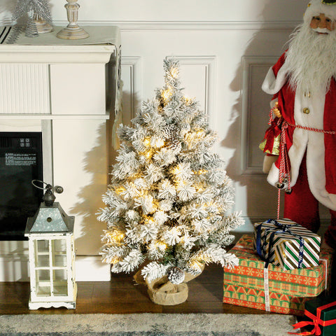 Árvore de Natal 90 cm Árvore de Natal Artificial Nevado com 50 Luzes LED 133 Ramos 14 Pinhas e Suporte de Metal Árvore Natalícia para Sala Interior Verde