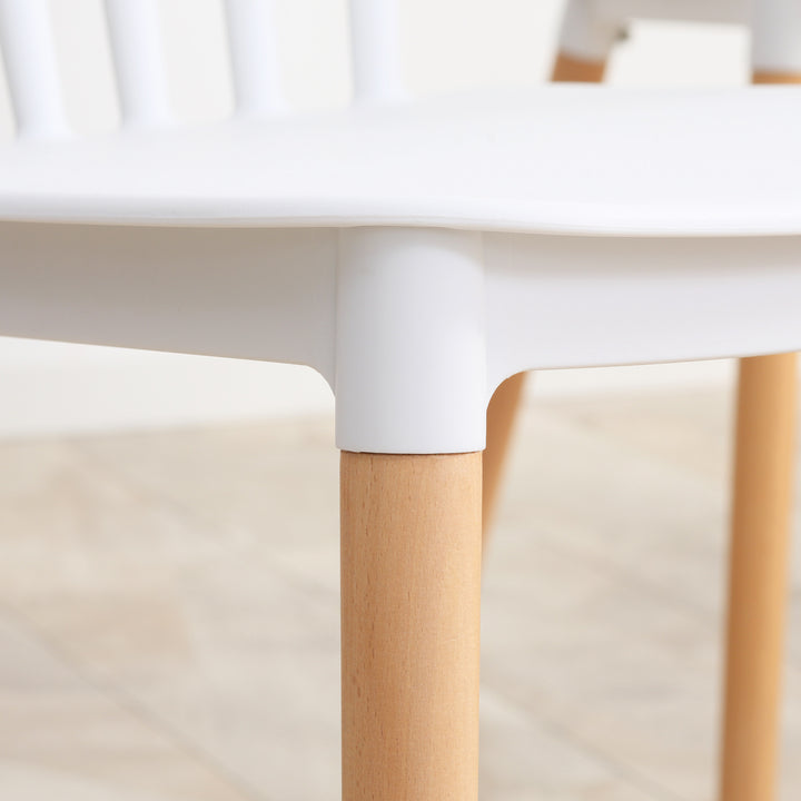 Conjunto de 4 Cadeiras Estilo Nórdico Cadeiras de Cozinha com Encosto Alto Assento de Polipropileno e Pés de Madeira de Faia Carga Máx. 120kg 43x52,5x83cm Branco e Madeira