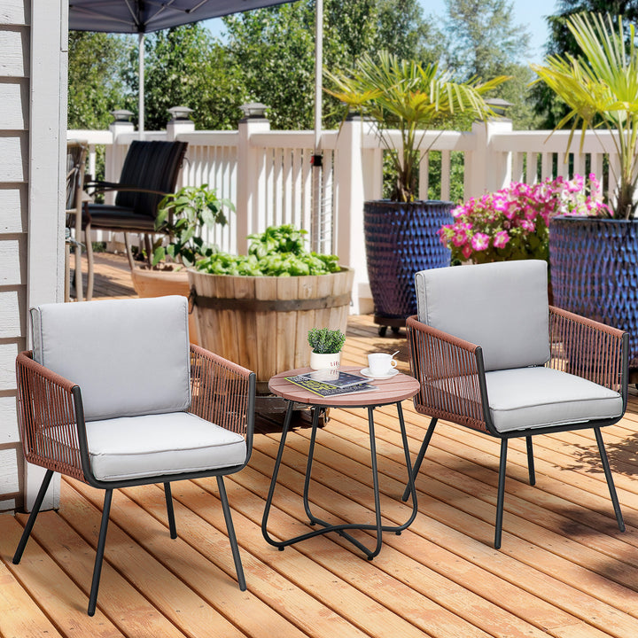 Conjunto de Móveis de Jardim de Vime 3 Peças Conjunto de Móveis de Varanda Incluí 1 Mesa de Centro e 2 Poltronas com Almofadas Acolchoadas Teca e Cinza